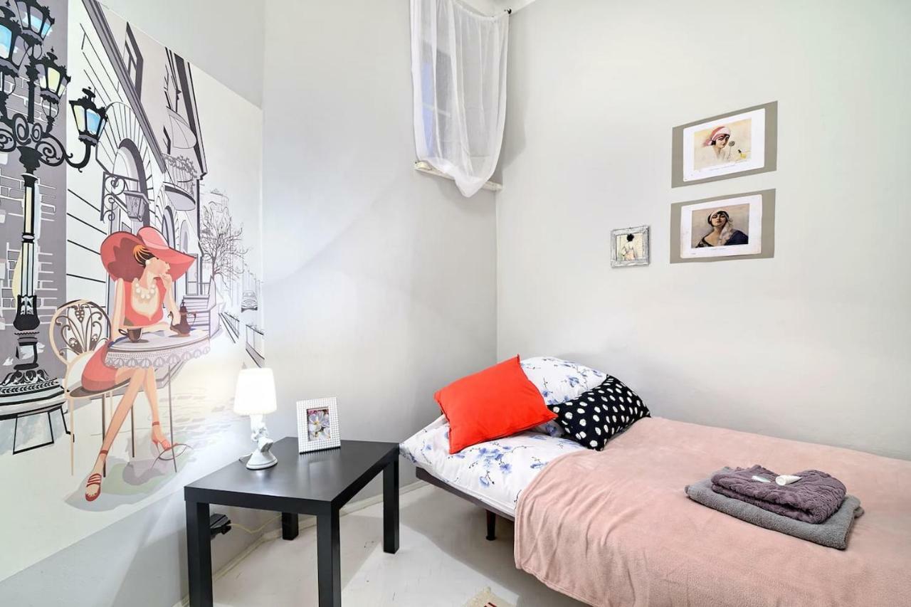 Luxury Retro Apartment, City Center, Wifi Cracovia Esterno foto