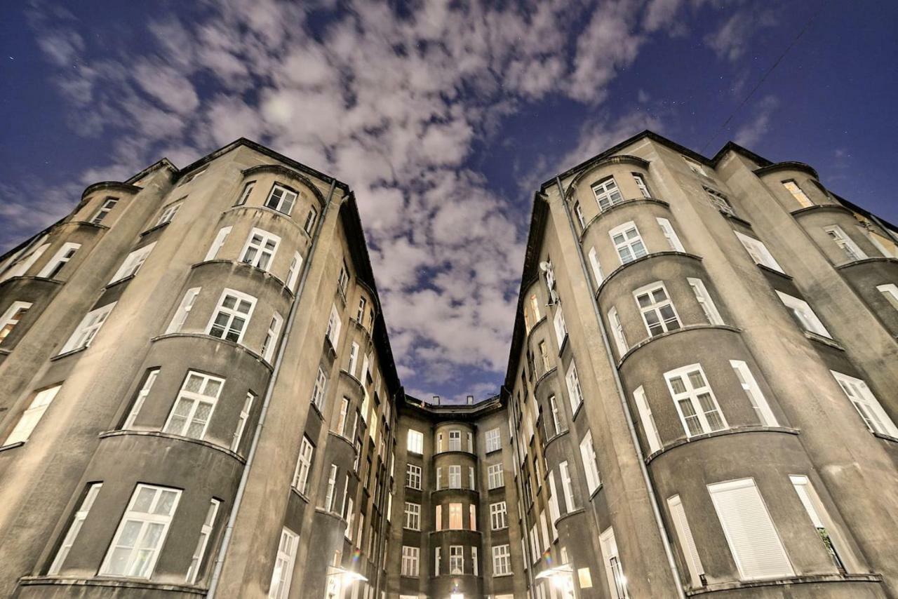 Luxury Retro Apartment, City Center, Wifi Cracovia Esterno foto
