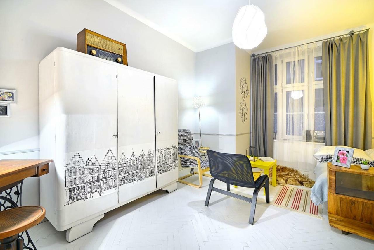 Luxury Retro Apartment, City Center, Wifi Cracovia Esterno foto