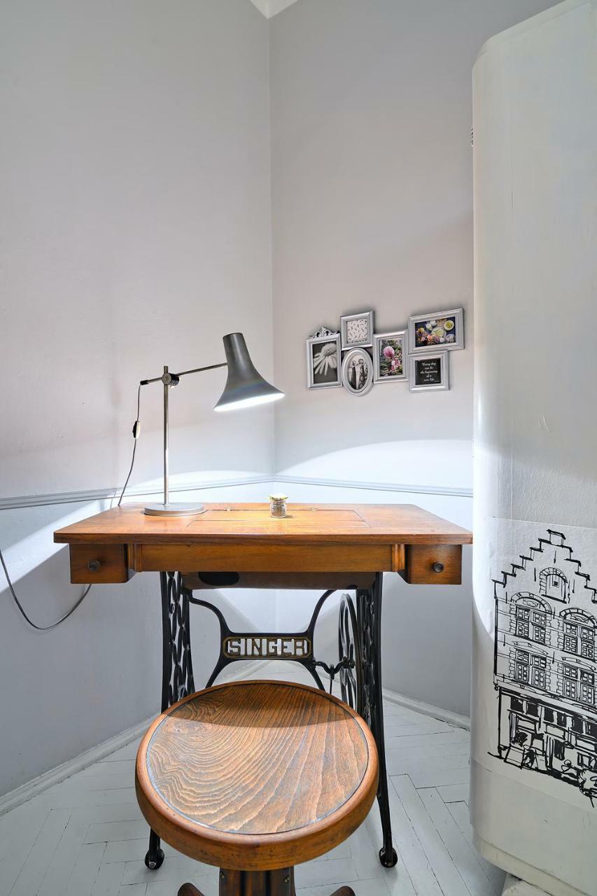 Luxury Retro Apartment, City Center, Wifi Cracovia Esterno foto